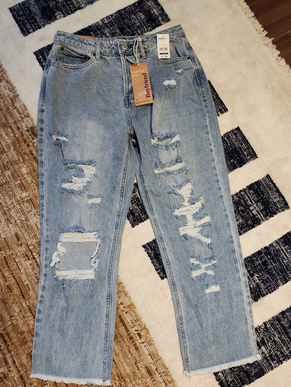 Womens 9 Vanilla Star Light Blue Distressed Boyfriend Jeans